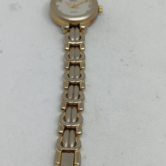 Acqua Indiglo L0 Women's 24mm Gold Tone Watch NEW BATTERY - Picture 7 of 11